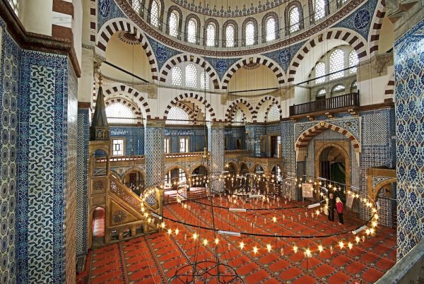Walking Tour of Ottoman Istanbul - Rüstempasha