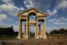 Aphrodisias - Tetrapylon